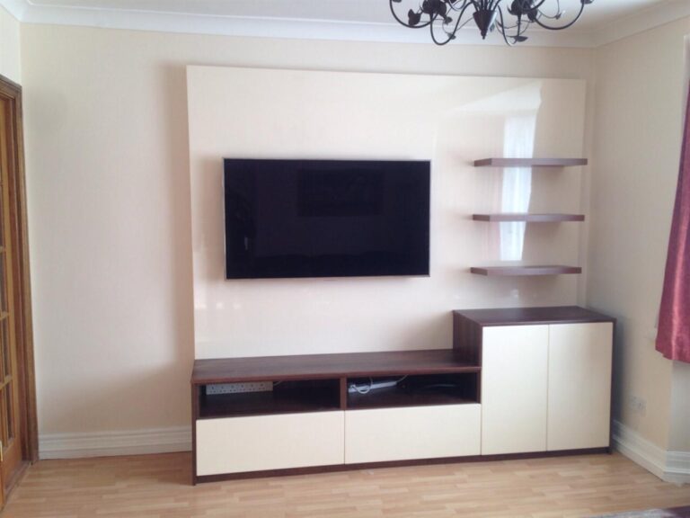 TV Unit with Storages